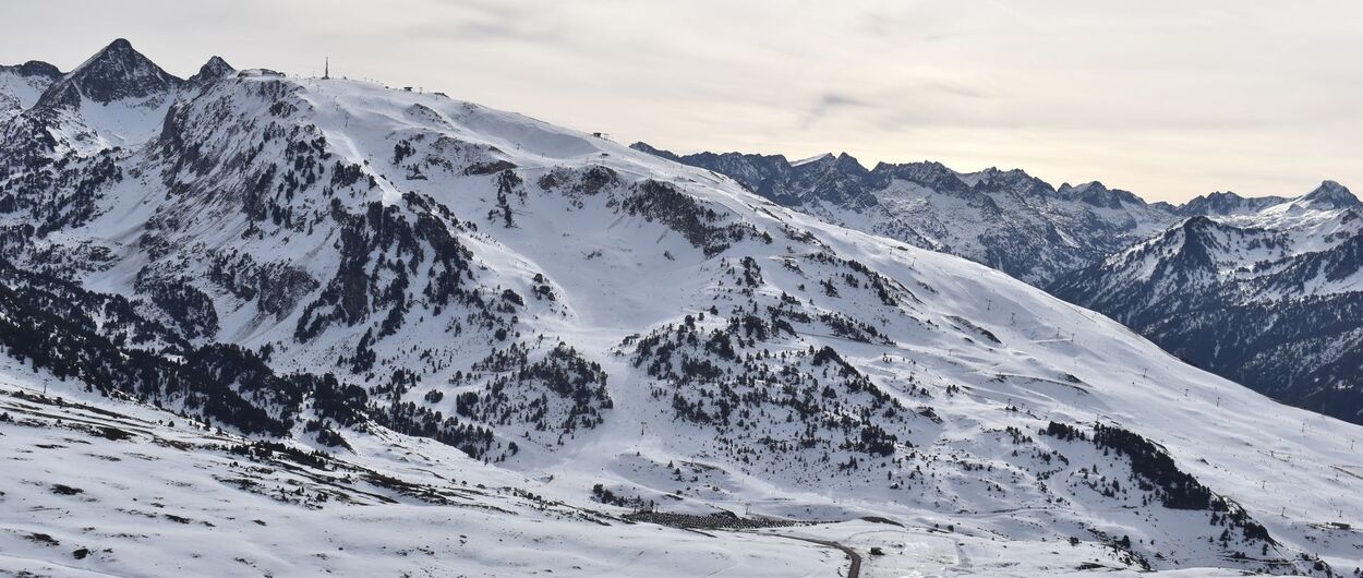 Baqueira Beret prevé abrir 100 km de pistas para esquiar