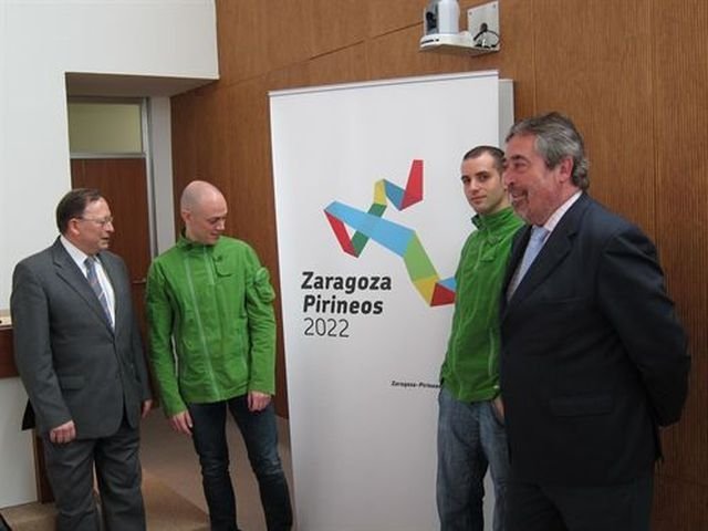 Logo Zaragoza 2022