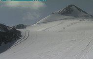 Abre Passo Stelvio: el último bastión italiano del esquí de verano