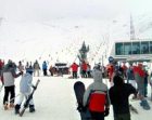 Rescatada una esquiadora accidentada en San Isidro